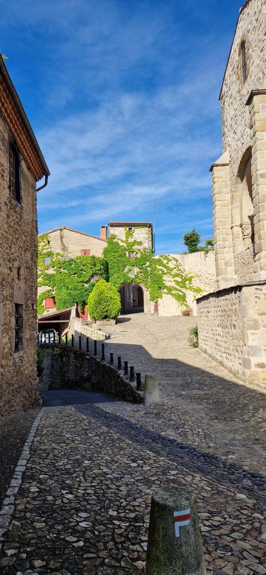 La Maison Du Vigneron Auzon Exterior photo
